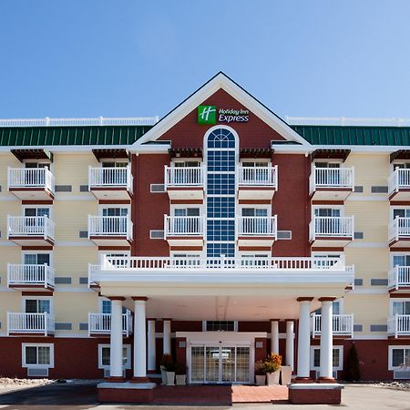 Holiday Inn Express Hotel & Suites Petoskey By Ihg Ngoại thất bức ảnh