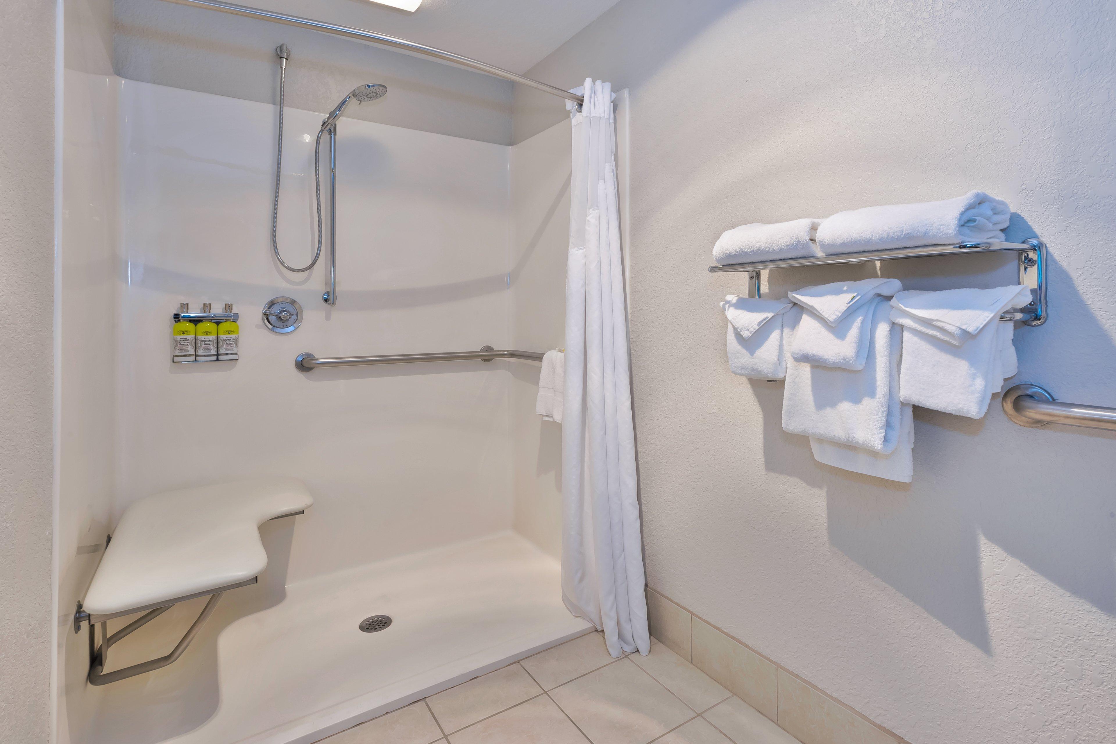 Holiday Inn Express Hotel & Suites Petoskey By Ihg Ngoại thất bức ảnh