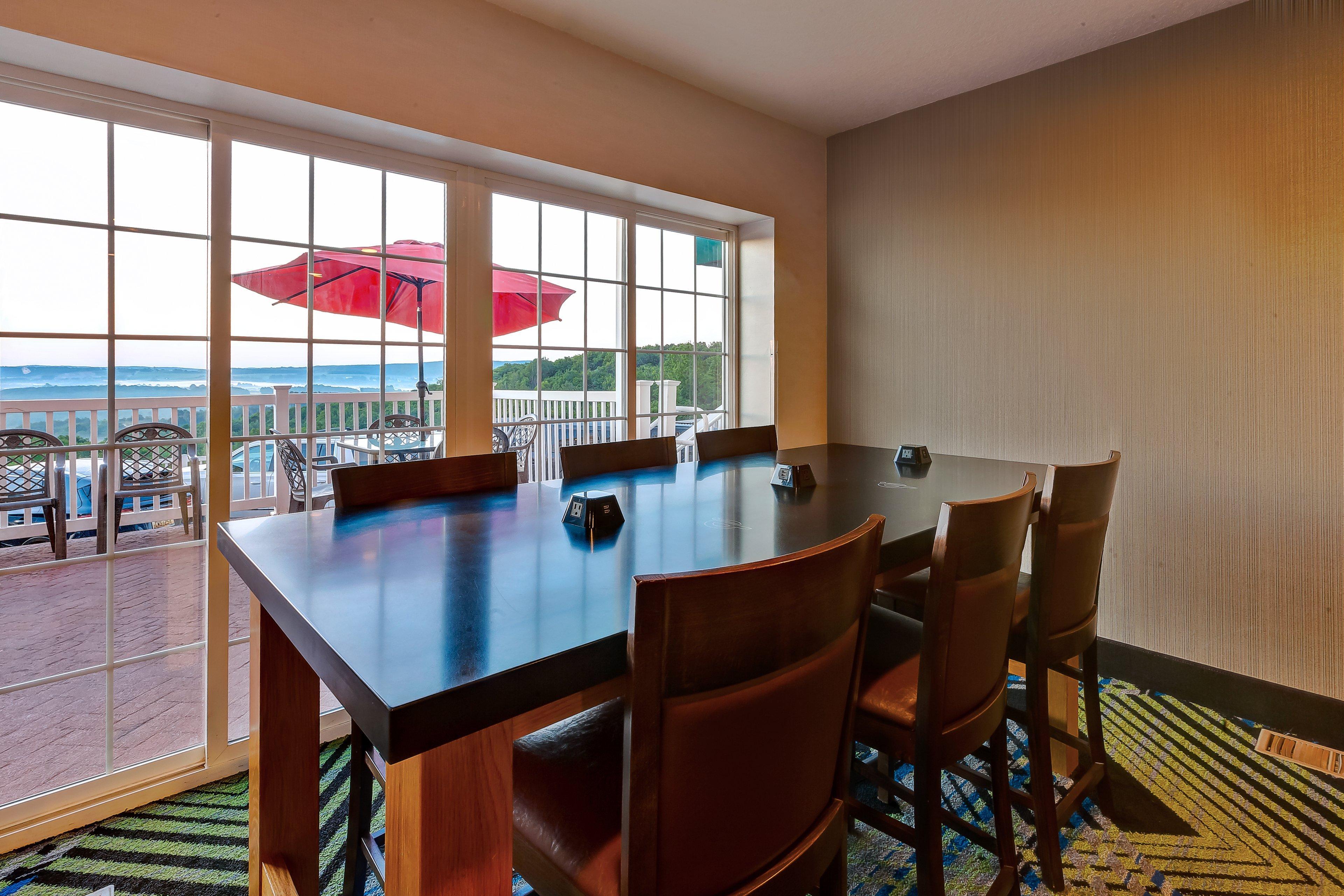 Holiday Inn Express Hotel & Suites Petoskey By Ihg Ngoại thất bức ảnh