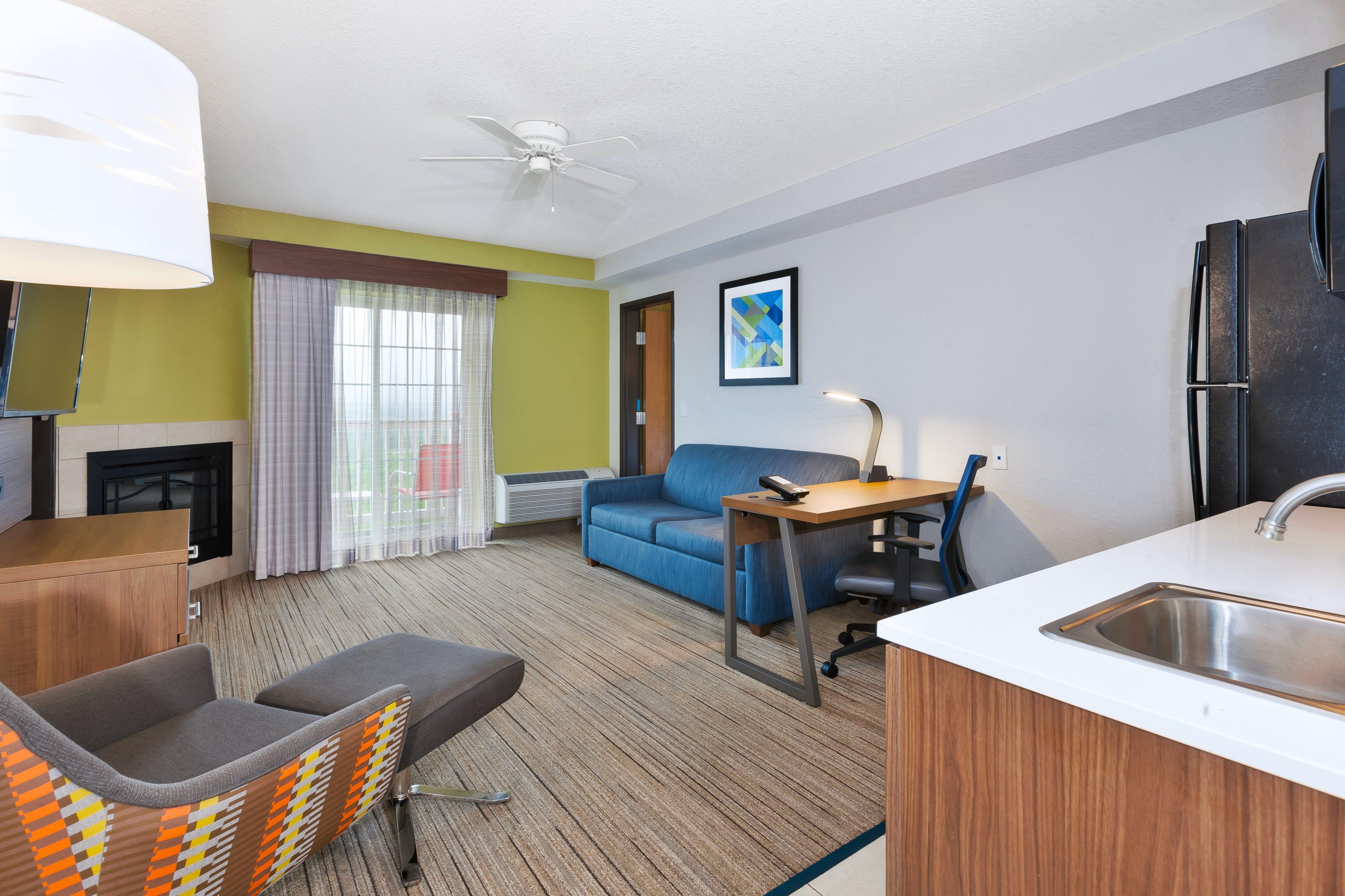 Holiday Inn Express Hotel & Suites Petoskey By Ihg Ngoại thất bức ảnh