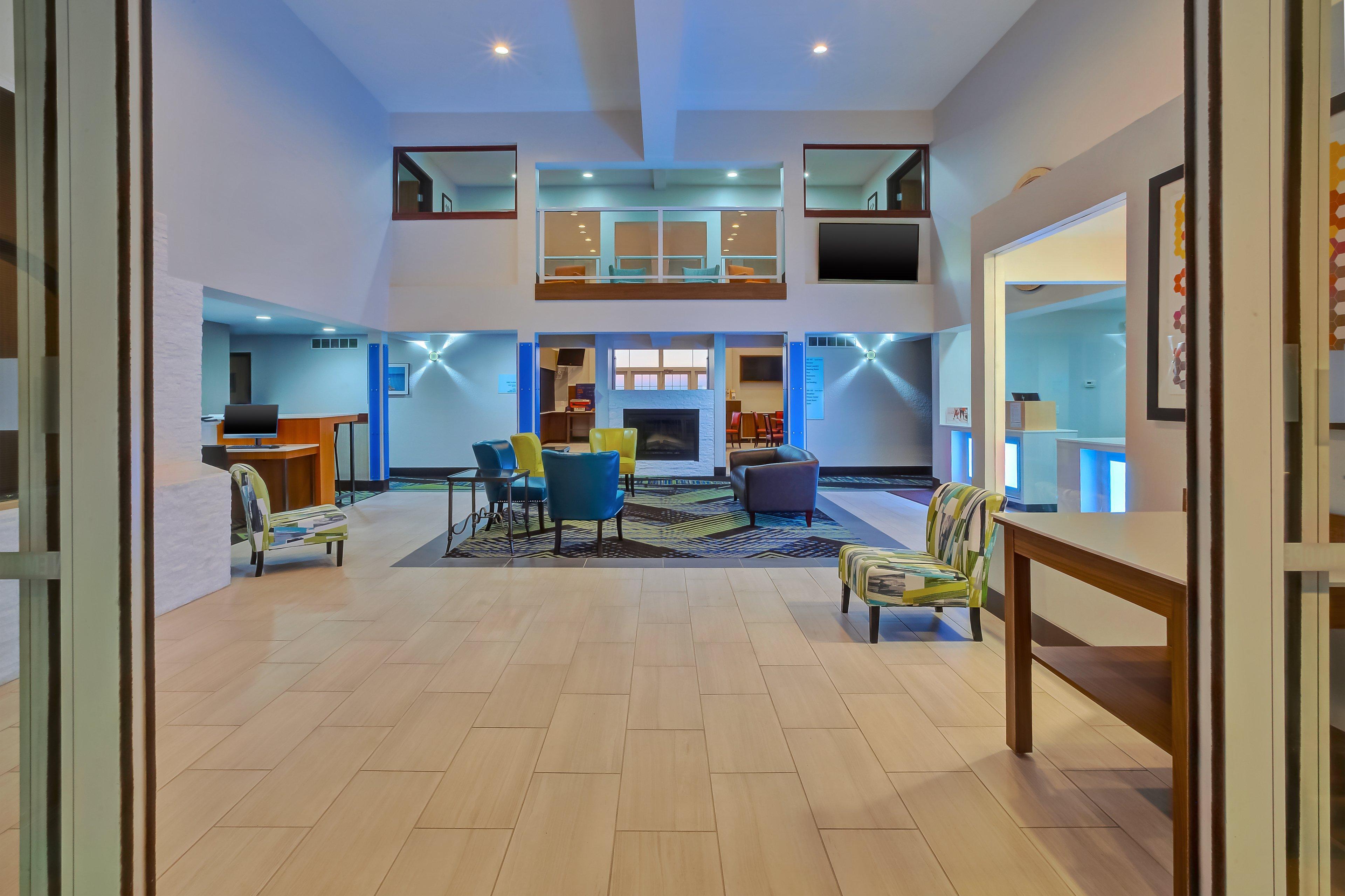 Holiday Inn Express Hotel & Suites Petoskey By Ihg Ngoại thất bức ảnh