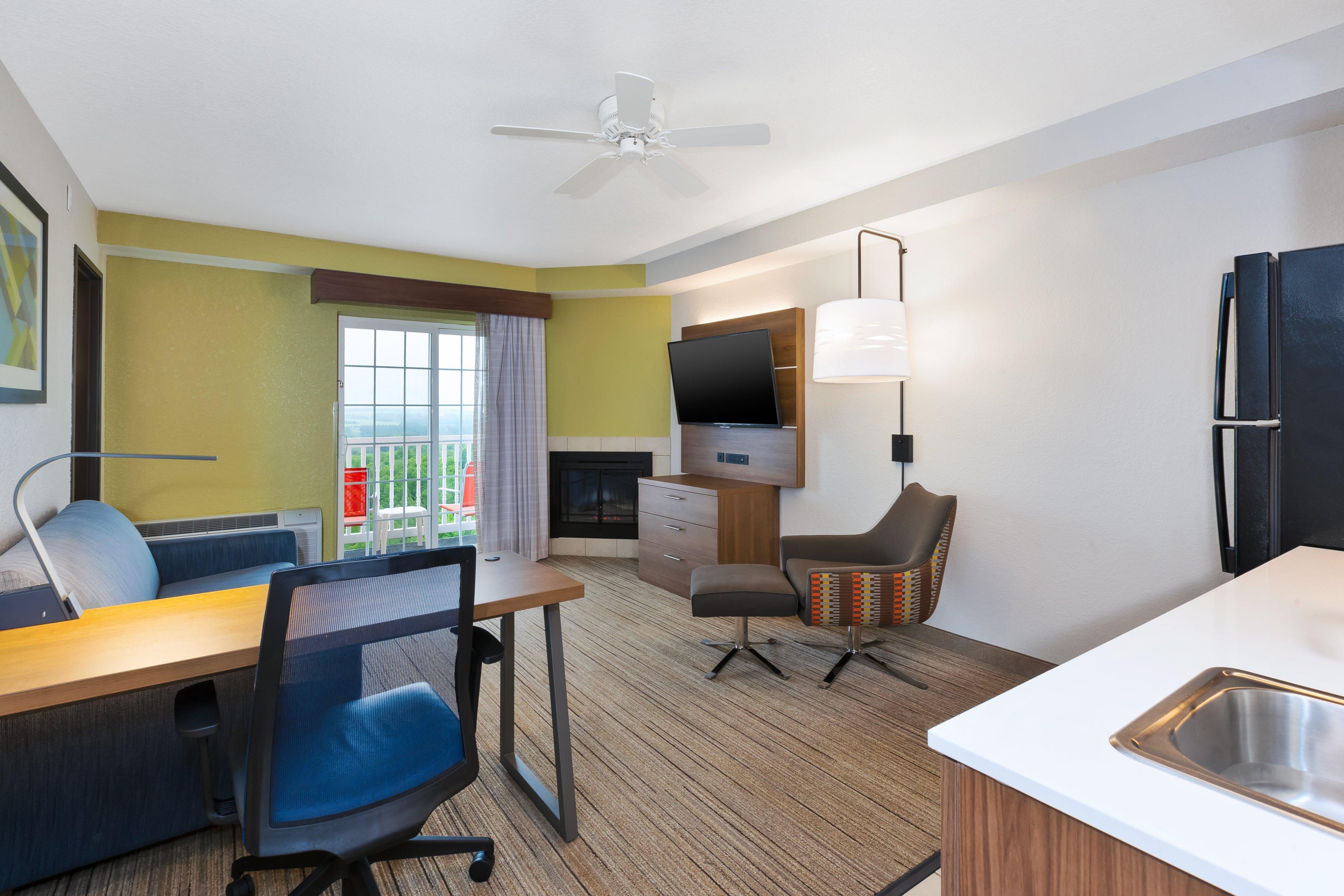Holiday Inn Express Hotel & Suites Petoskey By Ihg Ngoại thất bức ảnh